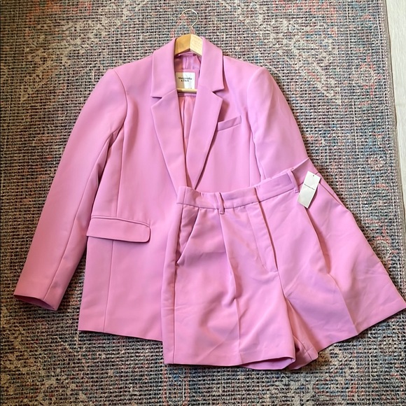 Abercrombie & Fitch Sloane Tailored blazer and shorts SET - Picture 1 of 13